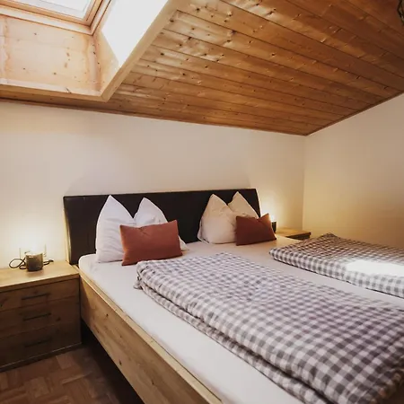 Apartment Toellhof And Farm *
