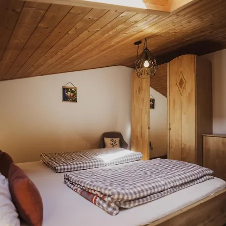 Toellhof And Farm Apartment